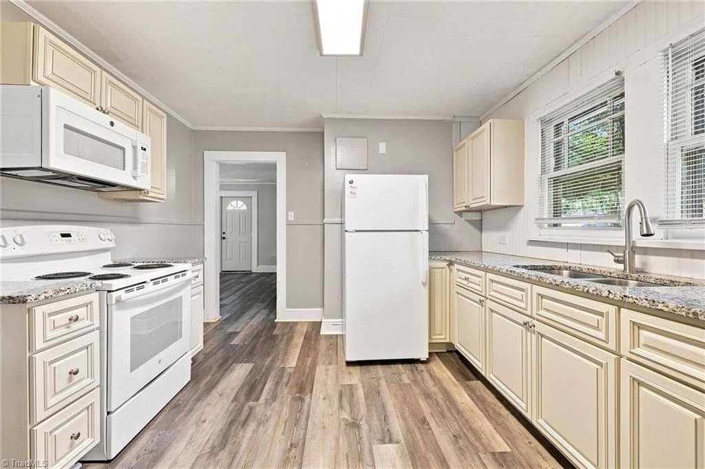 Stick/Site Built at 1313 Fairfield Drive, Winston-Salem NC 27127, Winston-Salem, photo 8 of 25