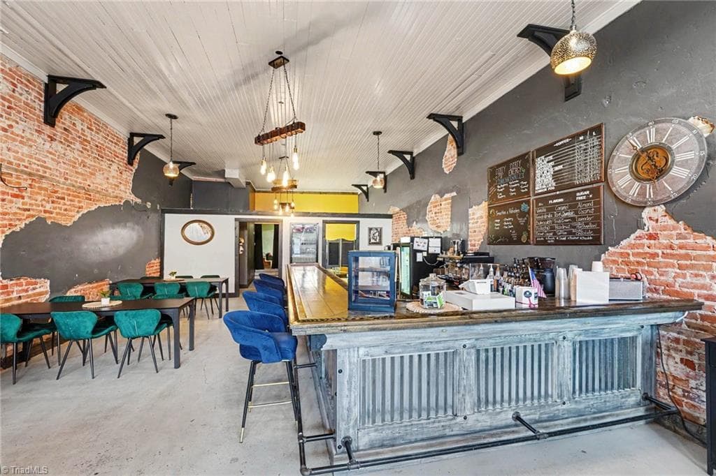 Remarks at 100/104 S Market Street, Madison NC 27025, photo 6 of 49