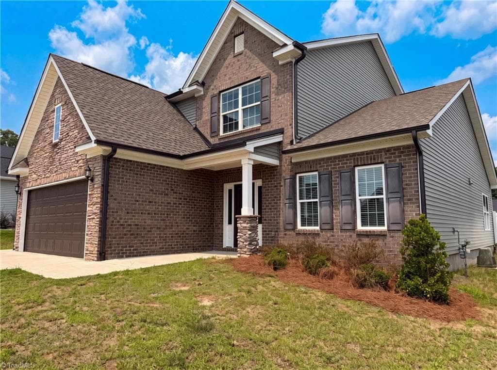 Stick/Site Built at 7463 Buckview Court, Kernersville NC 27284, photo 30 of 35
