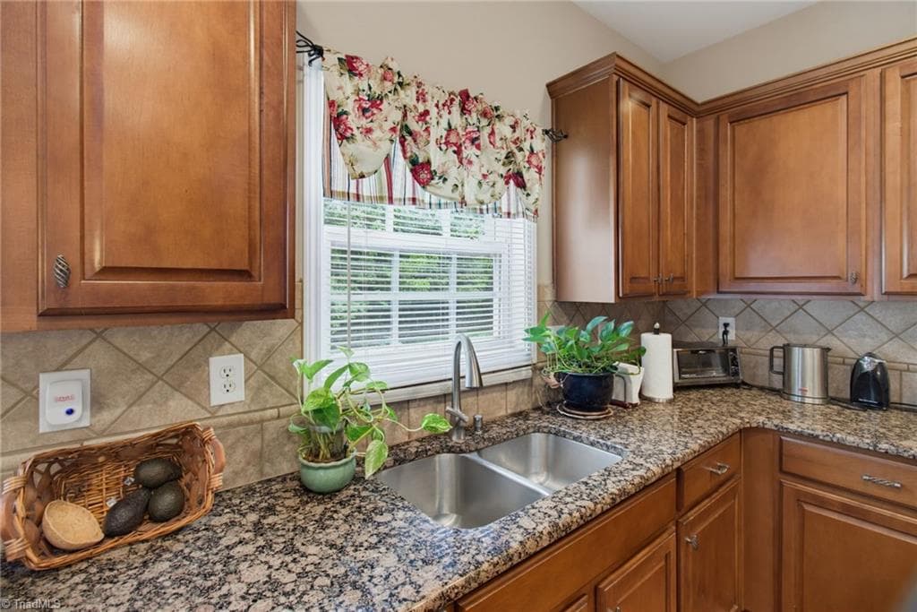 Stick/Site Built at 4034 Tellmont Court, High Point NC 27265, photo 21 of 36