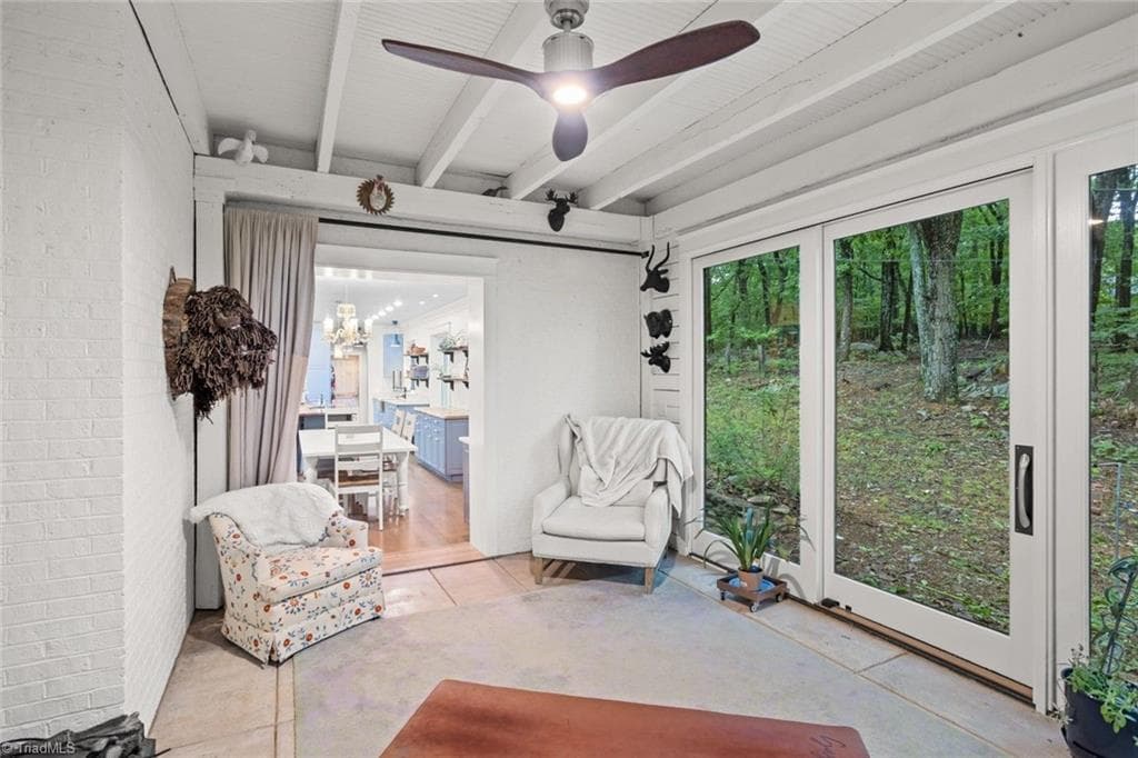 Sun Room - 301 Carolina Avenue, Asheboro NC 27203, Asheboro