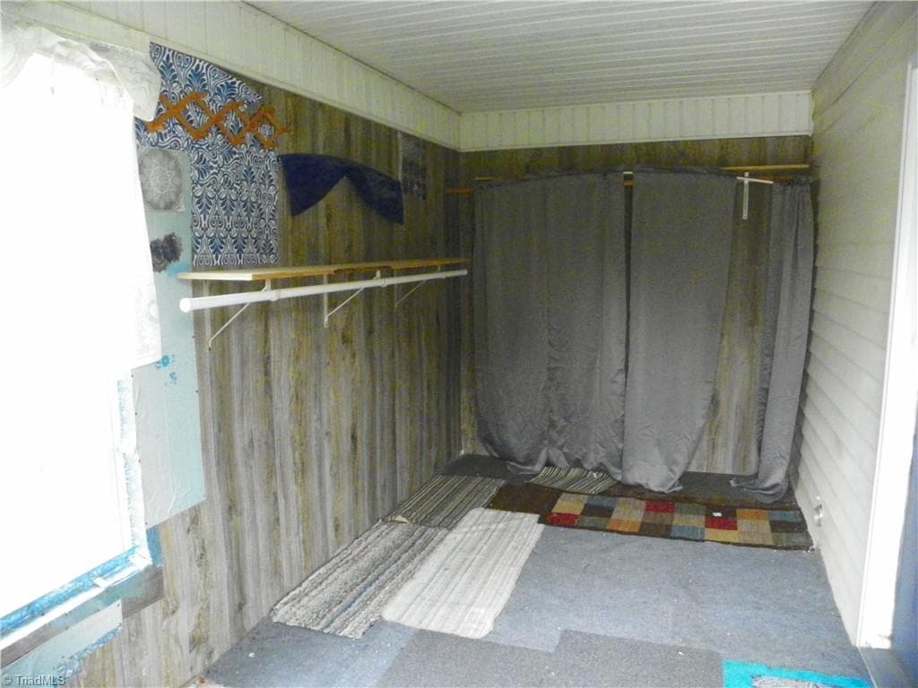 Stick/Site Built at 189 High Bluff Drive, Lexington NC 27295-9662, Lexington, photo 11 of 24