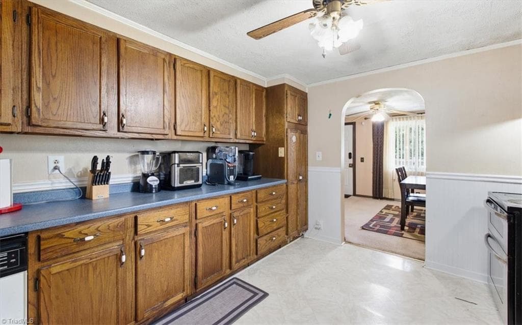 Stick/Site Built at 3914 Macarthur Road, Winston-Salem NC 27107, Winston-Salem, photo 10 of 34