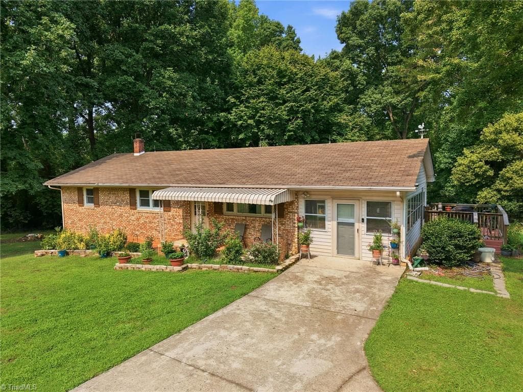 5703 Summit Avenue, Browns Summit NC 27214