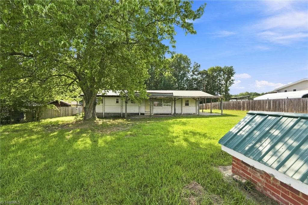 Manufactured Home at 5803 Spainhour Street, Climax NC 27233, photo 3 of 35