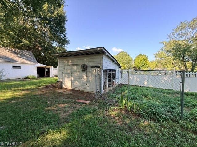 Stick/Site Built at 244 Weaver Street, Eden NC 27288, photo 25 of 26