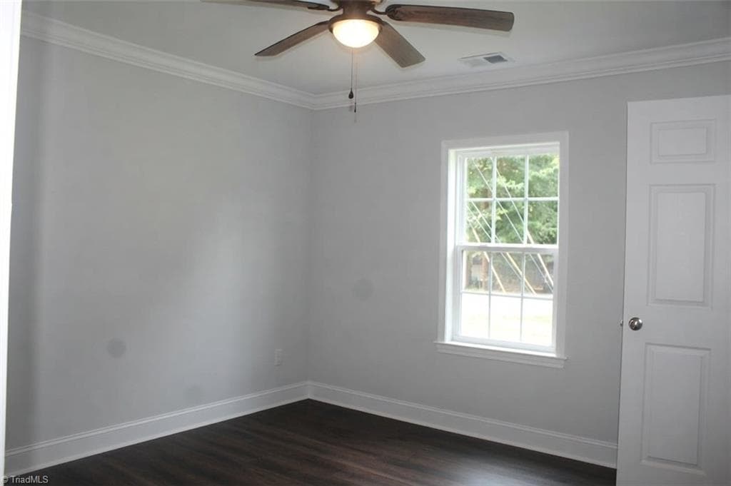 Stick/Site Built at 1000 Pine Circle Drive, High Point NC 27265, photo 8 of 14