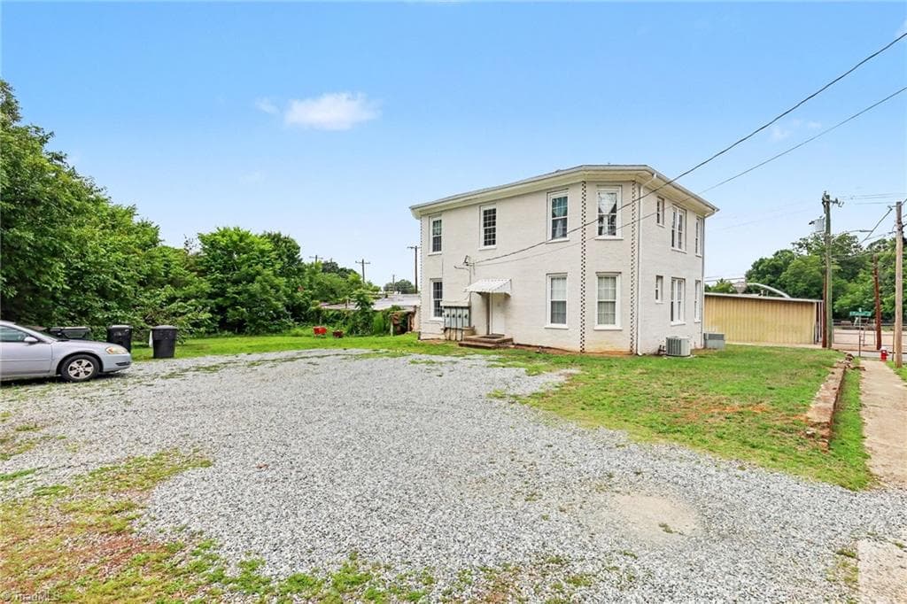 Quadruplex at 115 N Flanner Street, Burlington NC 27215, Burlington, photo 10 of 12