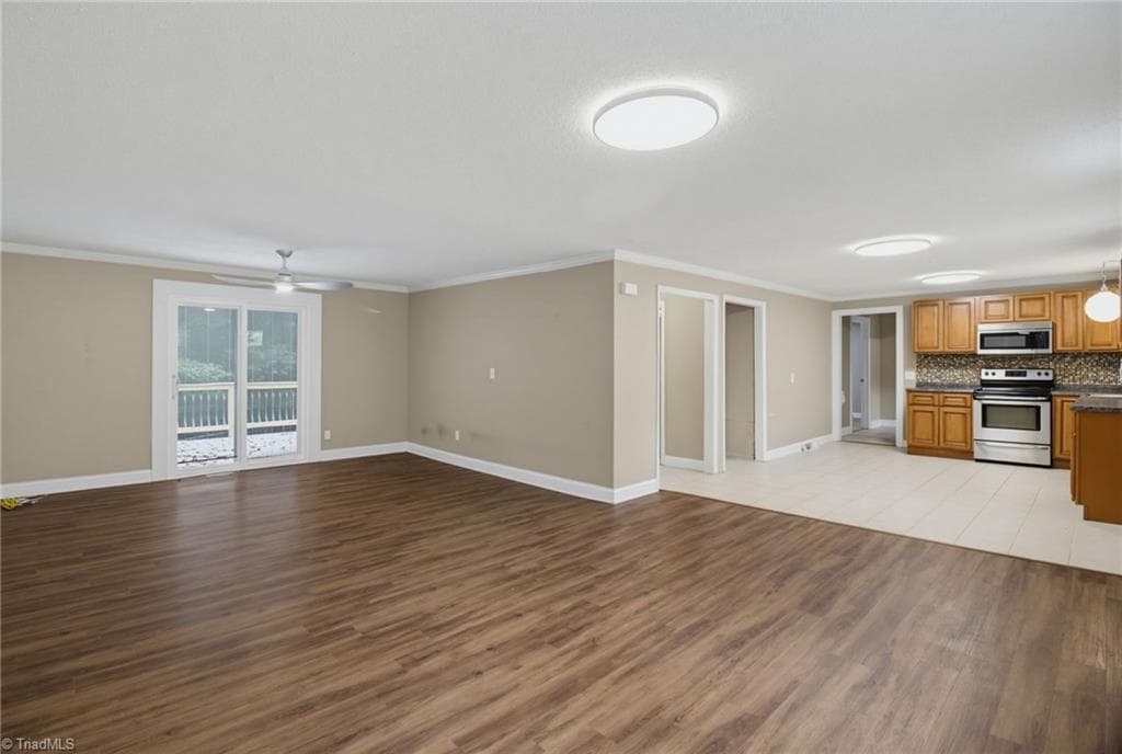 Stick/Site Built at 488 Lansdowne Place, Winston-Salem NC 27107, photo 5 of 31
