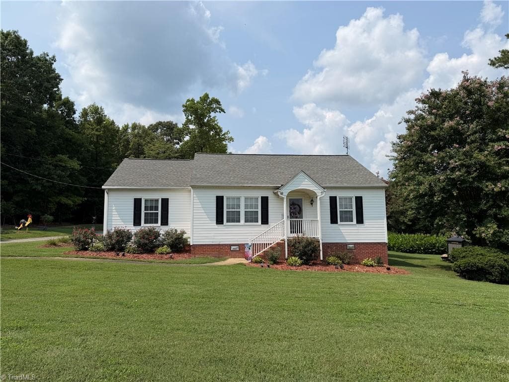 10317 NC Highway 49 S, Liberty NC 27298
