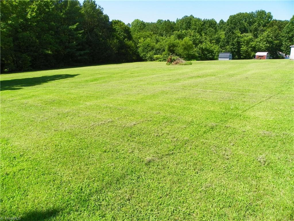 Stick/Site Built at 486 Odell Owen Road, Lexington NC 27295-9662, Lexington, photo 2 of 9