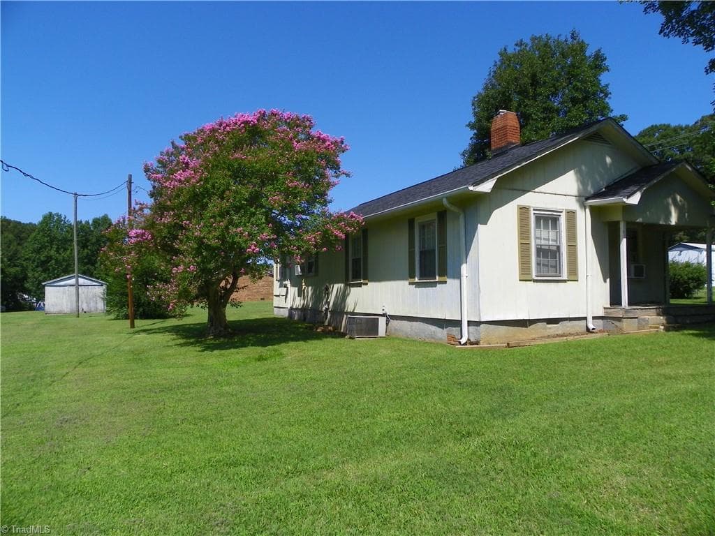 486 Odell Owen Road, Lexington NC 27295-9662