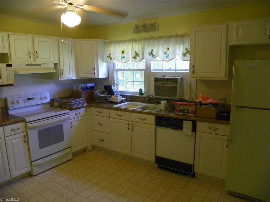 Stick/Site Built at 486 Odell Owen Road, Lexington NC 27295-9662, Lexington, photo 4 of 9