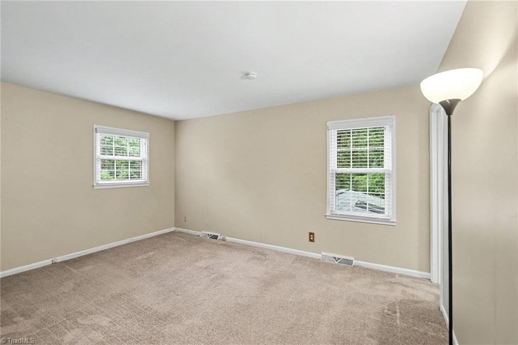 Stick/Site Built at 3212 Flanders Court, High Point NC 27265, photo 13 of 42