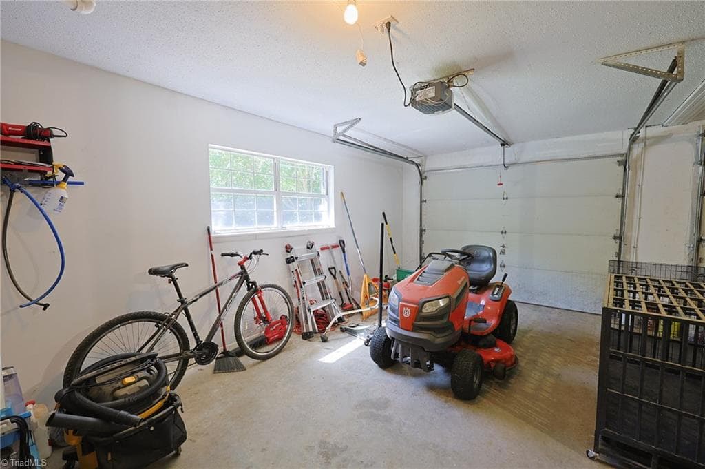 Stick/Site Built at 1474 Sherwood Drive, Reidsville NC 27320, photo 19 of 27