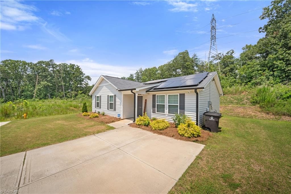 Stick/Site Built at 3149 Misty Ridge Drive, Winston-Salem NC 27107, Winston-Salem, photo 2 of 19