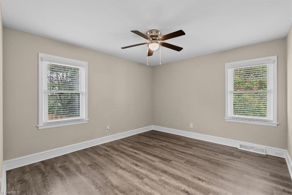 Stick/Site Built at 509 Woodrow Avenue, High Point NC 27262, photo 25 of 45