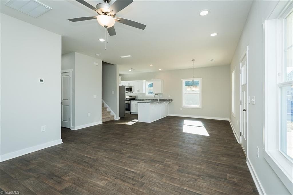 Stick/Site Built at 1070 Pinnix Loop, Burlington NC 27217, Burlington, photo 5 of 29