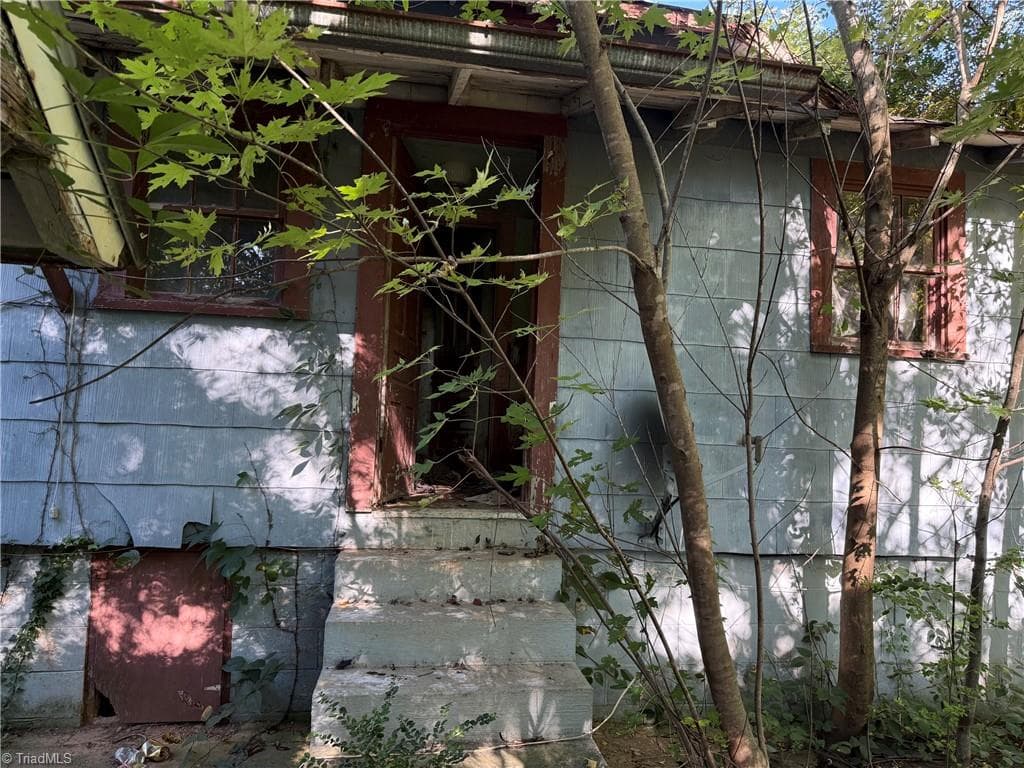 Stick/Site Built at 235 McGlamery Road, Wilkesboro NC 28697, photo 7 of 8