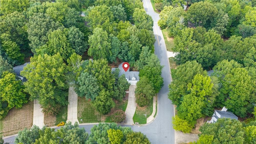 Stick/Site Built at 2000 Warwickshire Drive, Greensboro NC 27455, photo 43 of 48