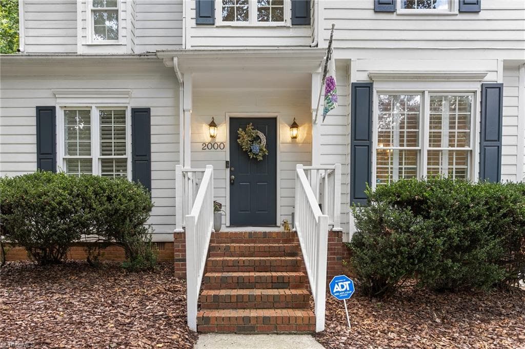 2000 Warwickshire Drive, Greensboro NC 27455