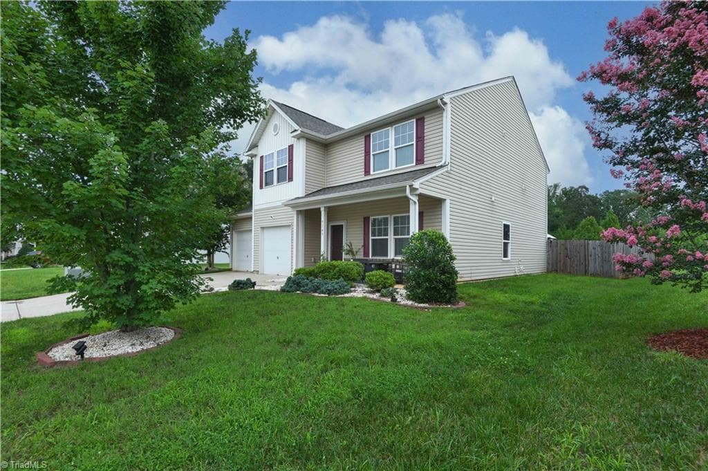 Stick/Site Built at 5149 Red Poll Drive, Greensboro NC 27405, photo 5 of 25