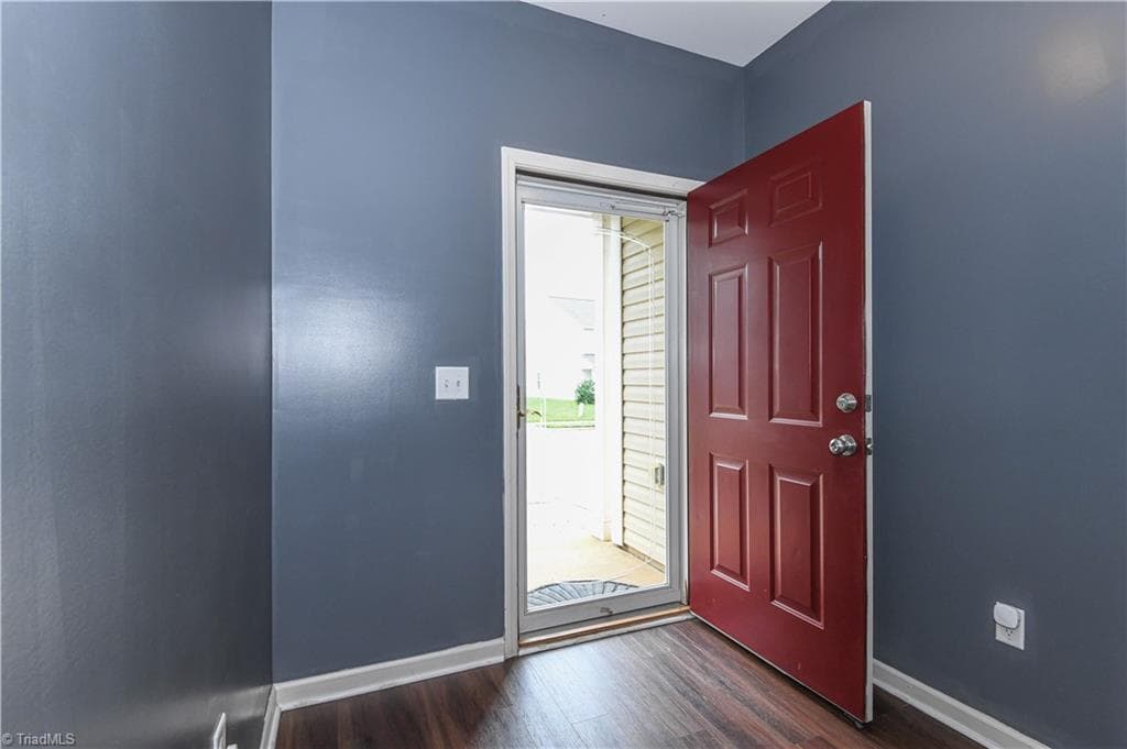 Stick/Site Built at 5149 Red Poll Drive, Greensboro NC 27405, photo 8 of 25