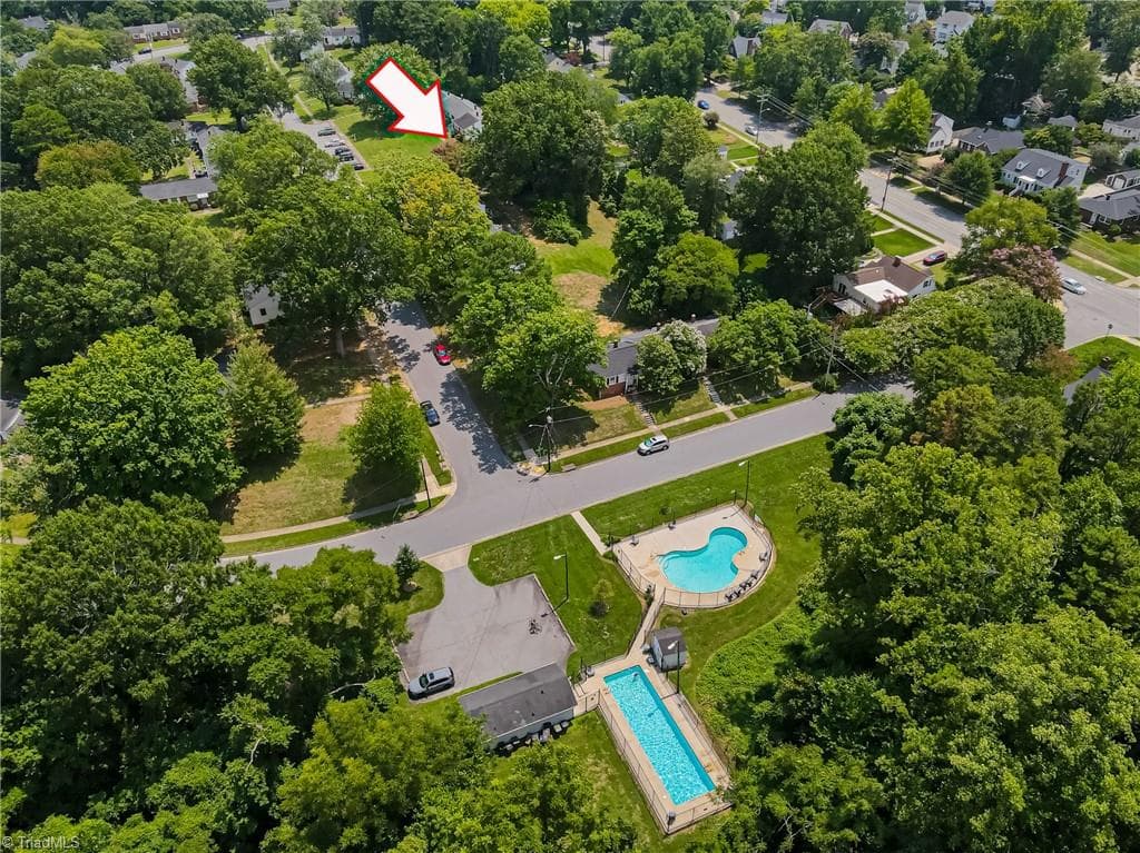 Stick/Site Built at 1829 Villa Drive, Greensboro NC 27403, Greensboro, photo 23 of 27
