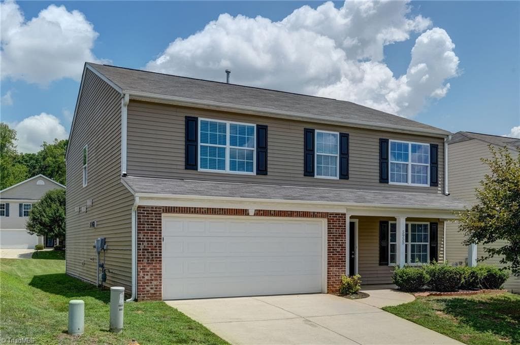 5955 Odenton Lane, Pfafftown NC 27040