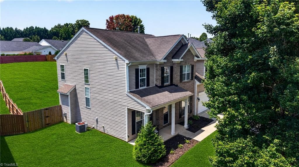 Stick/Site Built at 4045 Fountain Grove Drive, High Point NC 27265, photo 23 of 49