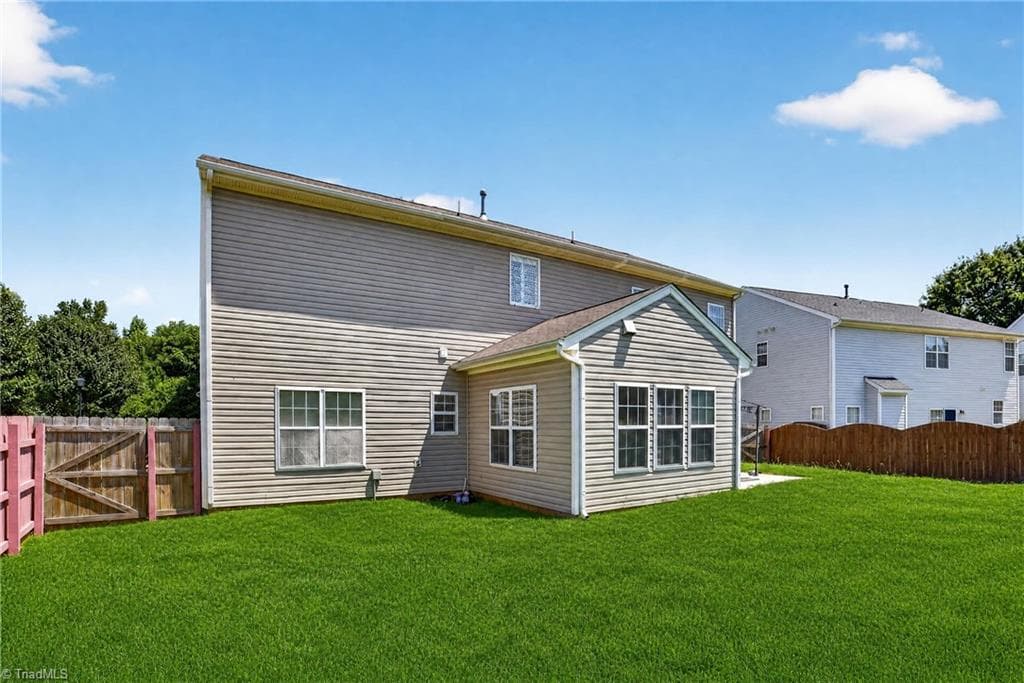 Stick/Site Built at 4045 Fountain Grove Drive, High Point NC 27265, photo 22 of 49