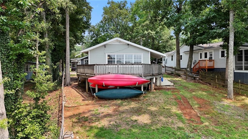 Stick/Site Built at 191 Shoreline Drive, Lexington NC 27292, photo 4 of 37