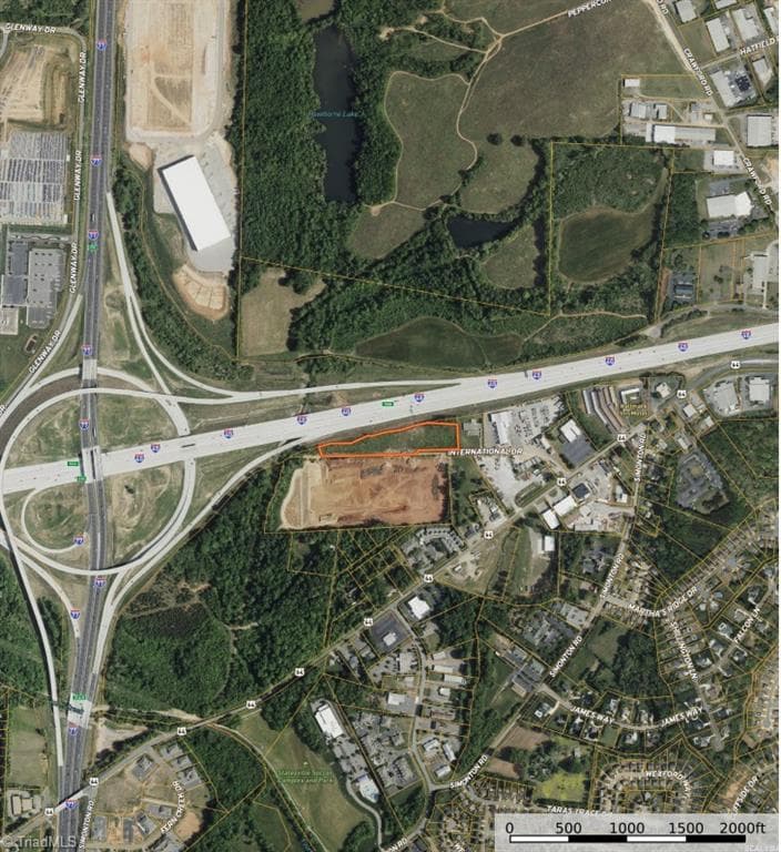 Commercial at 2221 International Drive, Statesville NC 28625, Statesville, photo 2 of 17