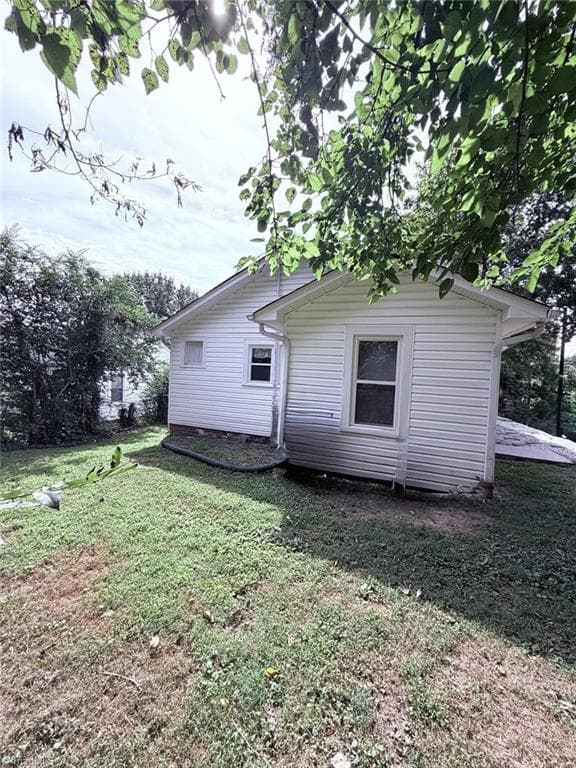Stick/Site Built at 212 Ridgecrest Street, Thomasville NC 27360, Thomasville, photo 14 of 16