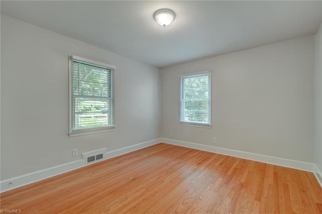 Stick/Site Built at 1206 Magnolia Street, Winston-Salem NC 27103, photo 14 of 25