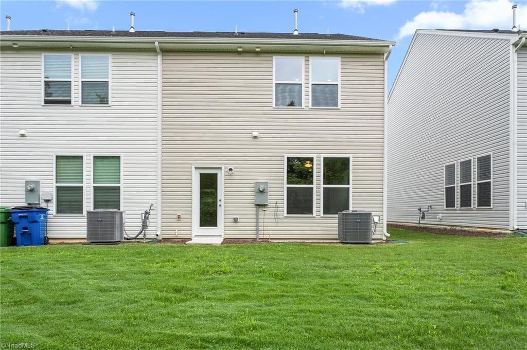 Stick/Site Built at 2124 Willow Glen Drive, Graham NC 27253, photo 29 of 43