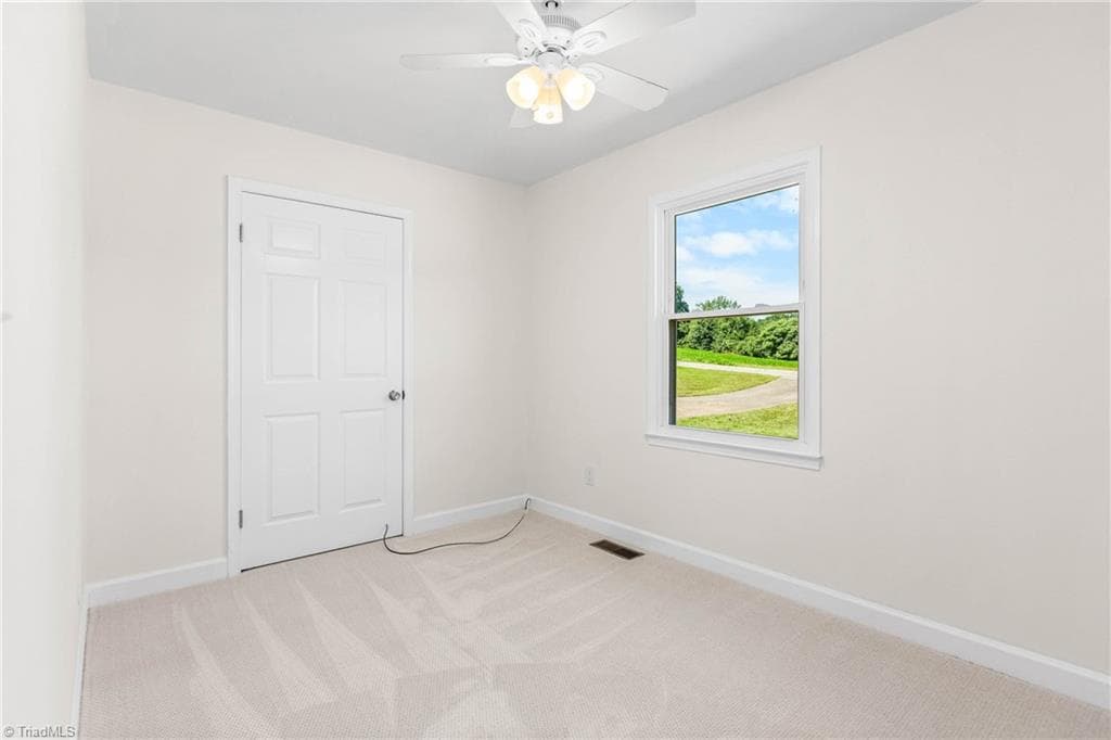 Stick/Site Built at 3913 Enterprise Road, Lexington NC 27295, photo 13 of 24