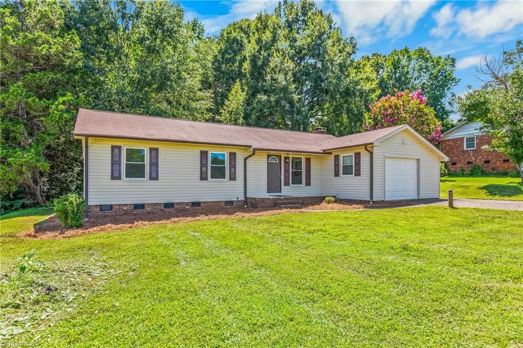 3913 Enterprise Road, Lexington NC 27295