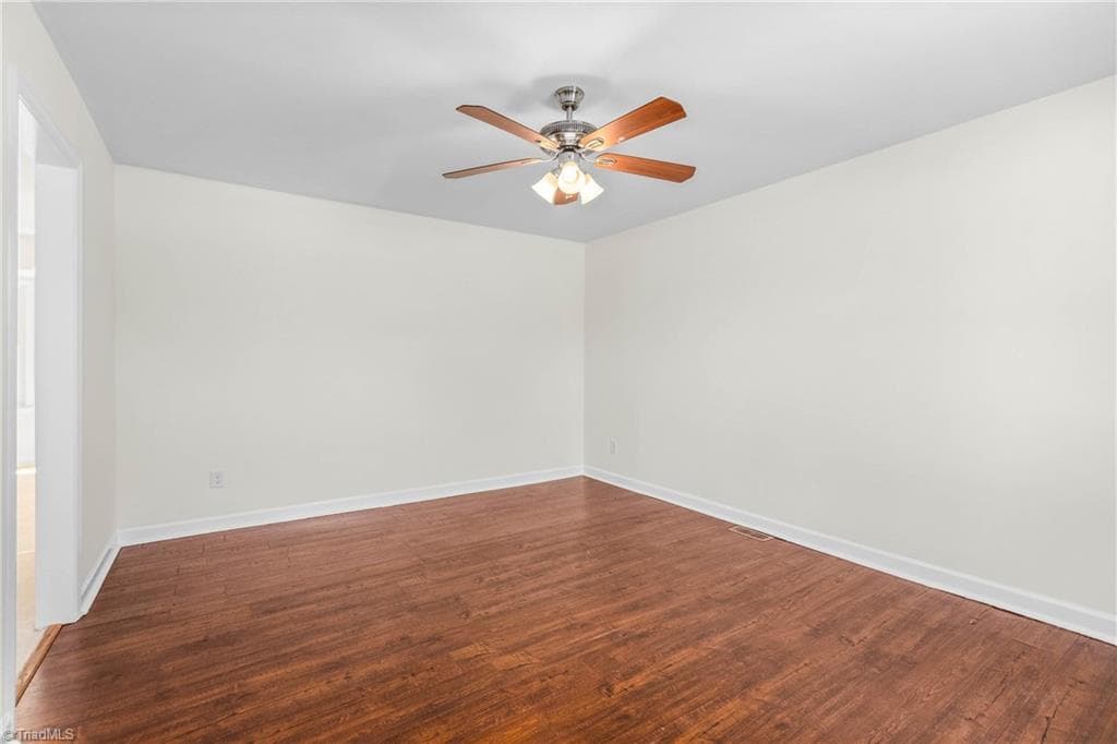 Stick/Site Built at 3913 Enterprise Road, Lexington NC 27295, photo 5 of 24