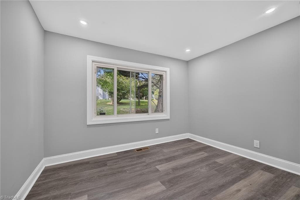 Stick/Site Built at 1311 Forrest Street, High Point NC 27262, photo 13 of 34