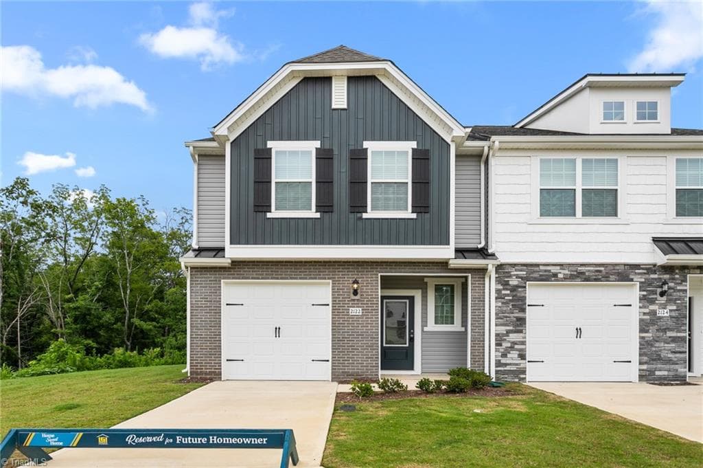 2122 Willow Glen Drive, Graham NC 27253