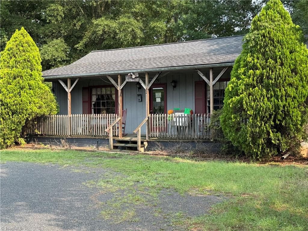 Investment at 1624 E Meadow Road, Eden NC 27288, photo 2 of 2