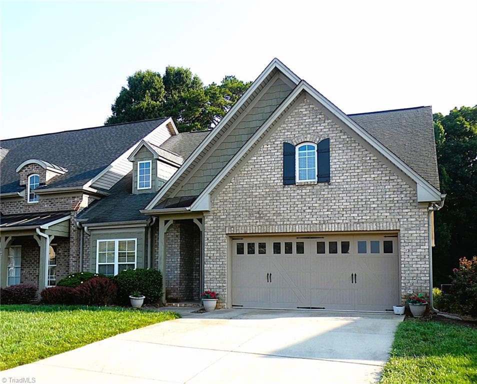 161 N Lake Louise Drive, Mocksville NC 27028