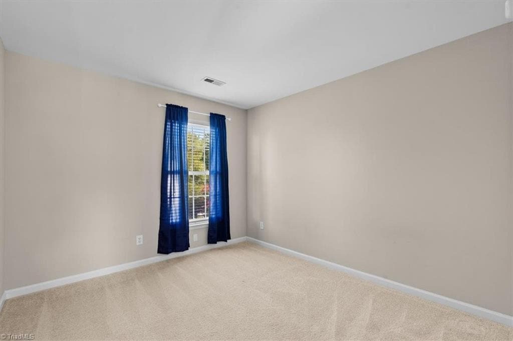 Stick/Site Built at 3428 Silverlake Court, Jamestown NC 27282, photo 31 of 37