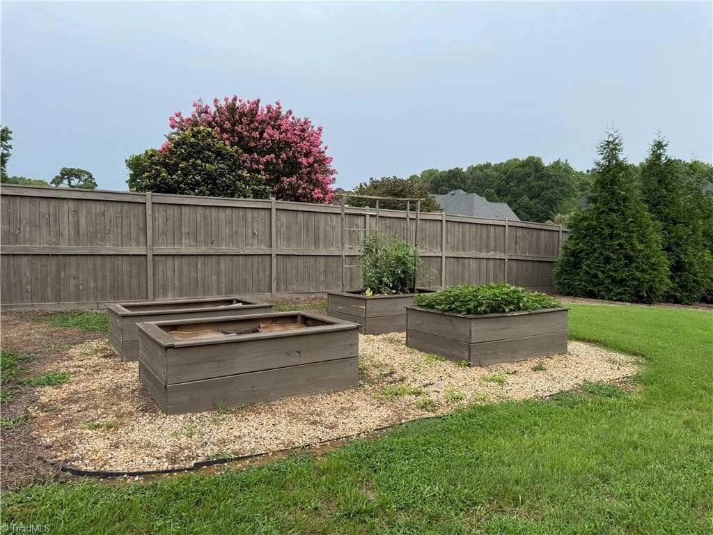 Stick/Site Built at 254 Raspberry Ridge Drive, Clemmons NC 27012, photo 33 of 48