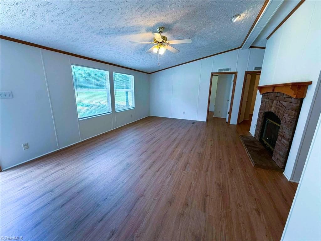 Manufactured Home at 1042 Wells Creek Road, Madison NC 27025, Madison, photo 33 of 96