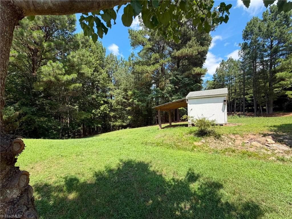 Manufactured Home at 1042 Wells Creek Road, Madison NC 27025, Madison, photo 9 of 96