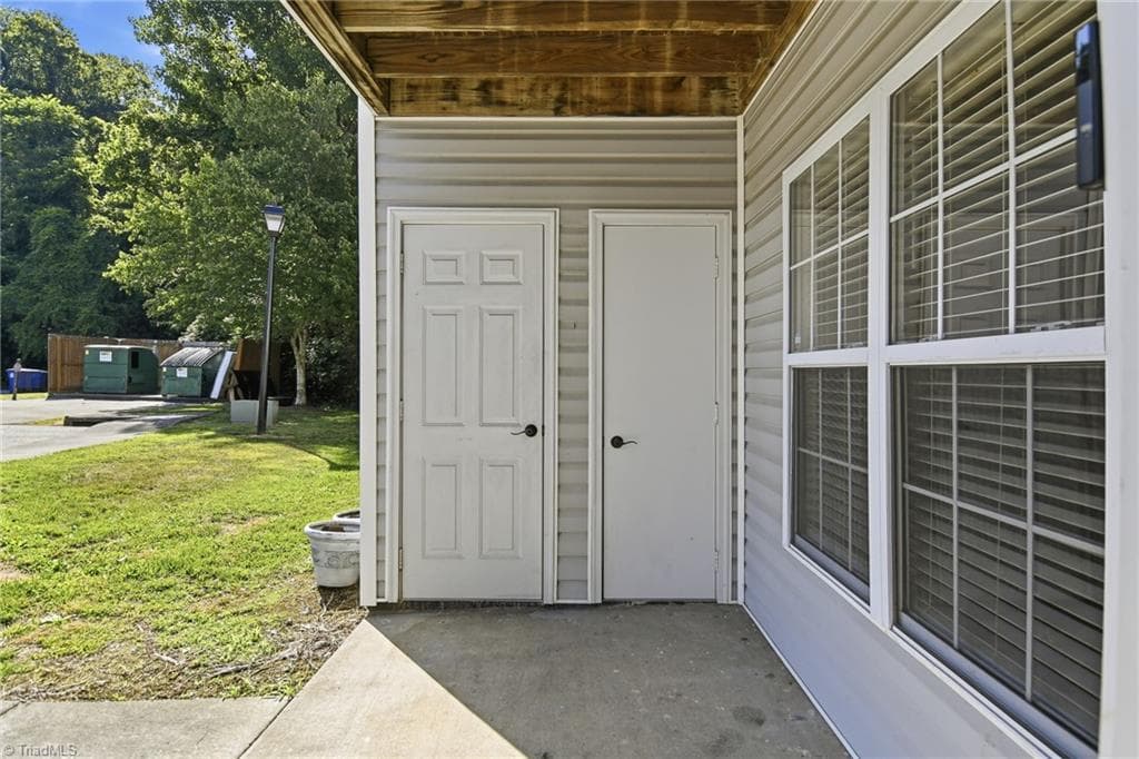 Stick/Site Built at 514 Rivertree Lane, Winston-Salem NC 27103, Winston-Salem, photo 28 of 28