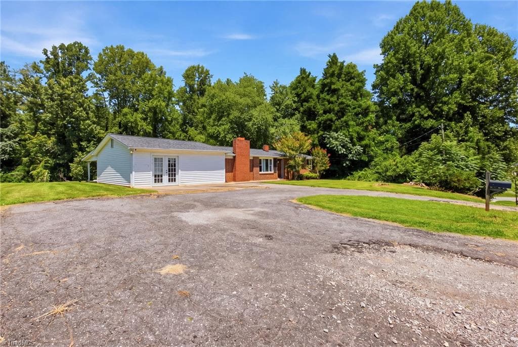 Stick/Site Built at 172 Chauncey Drive, Millers Creek NC 28651, photo 2 of 21
