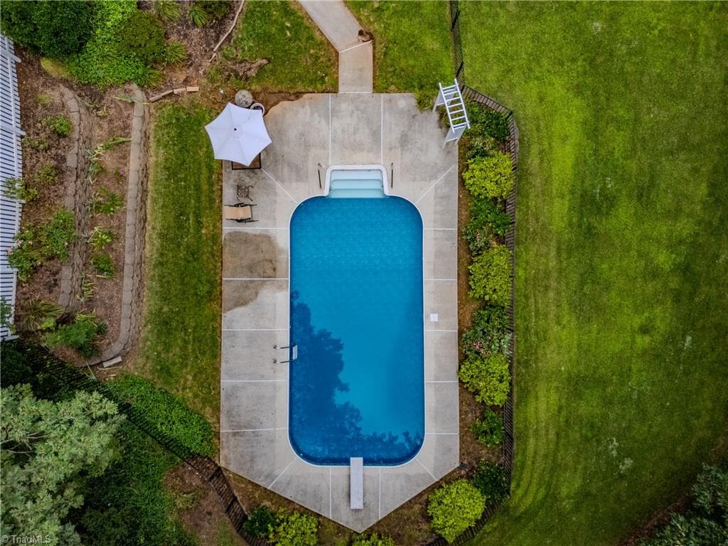 Stick/Site Built at 158 Oakmont Place, Mount Airy NC 27030, photo 13 of 50